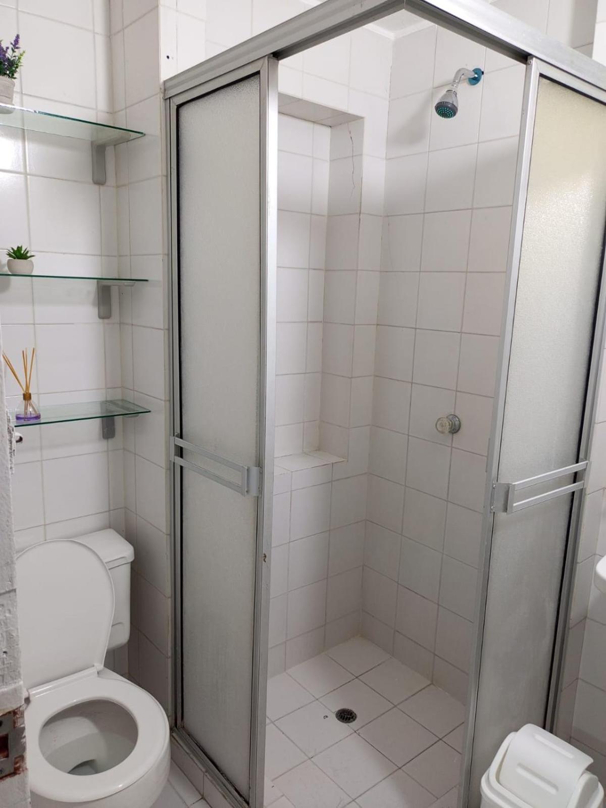 Habitación Independiente Cerca Al Aeropuerto # 4 * Cartagena