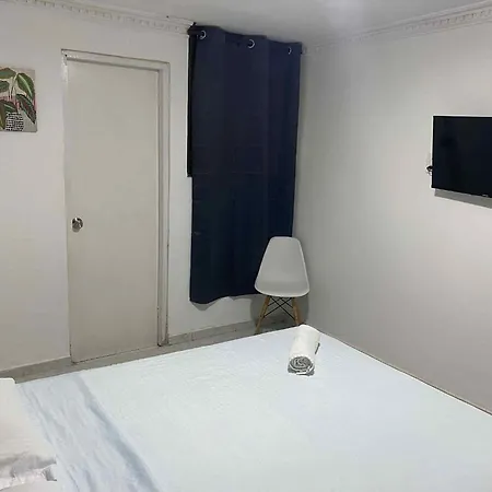 Habitación en casa particular Habitación Independiente Cerca Al Aeropuerto # 4 Cartagena