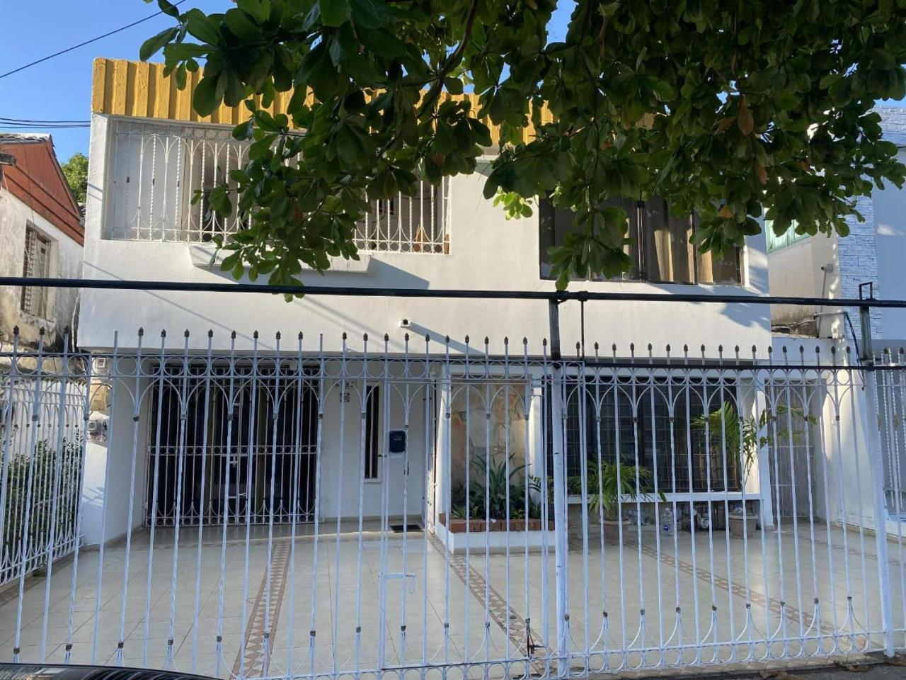 Habitación Independiente Cerca Al Aeropuerto # 4 *